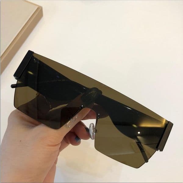 Mens Sunglasses for women men sun glasses womens fashion style protects eyes UV400 lens top quality with case 017
