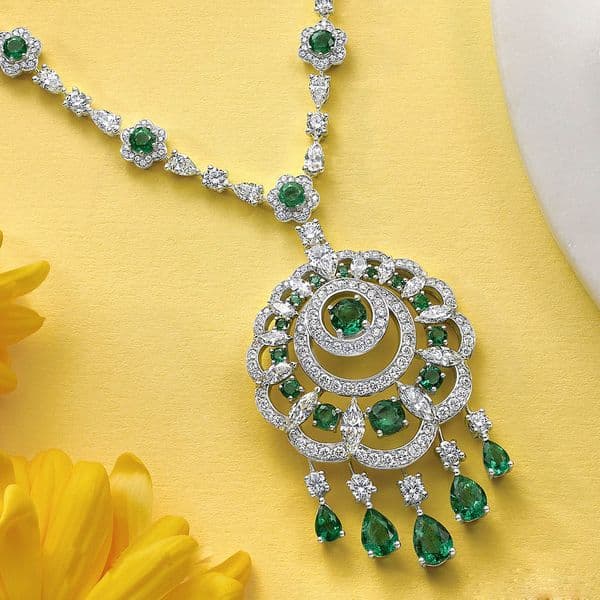 High-end Luxurious Ball Lady Necklace Party gathering Grandmother green Superior quality Free shipping Queen Fashion trend Necklace circula