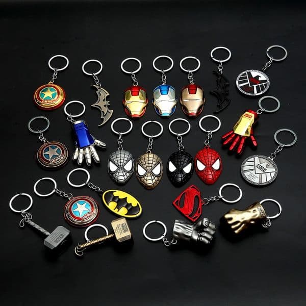 10pcs Metal Keychain Mask Toys Key Car Pendent High Grade keychain rings Women Bag Jewelry Men HJ249