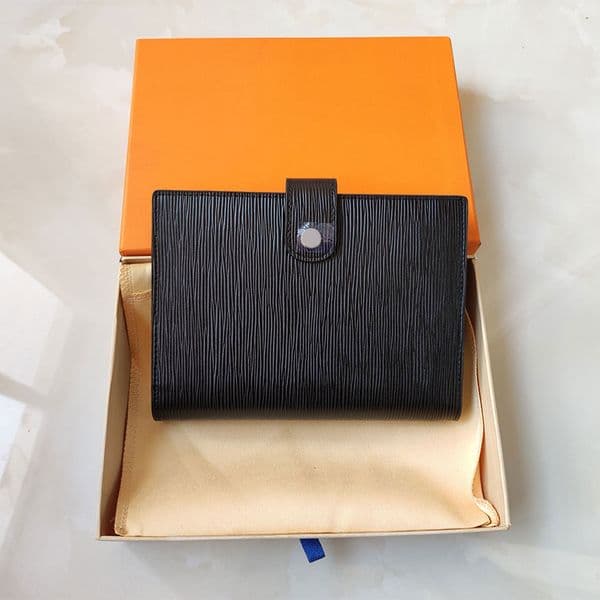 19CM*14CM Cards Holders Agenda Note BOOK Cover Genuine Leather Diary with dustbag Invoice card Note books Fashion Style Gold ring Designer men women Wallets M2004