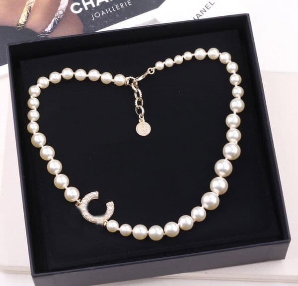 Luxury quality pendant necklace with diamond and white shell 100 words for women wedding jewelry gift have box stamp PS4532