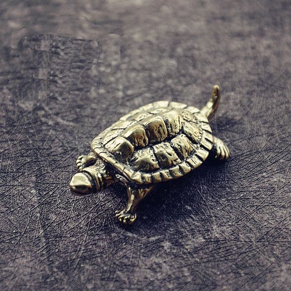 Mini Cute Brass Tortoise Vintage Turtle Statue Metal Figure Props Animal Sculpture Home Office Desk Decorative Ornament Toy Gift Y0107 B2