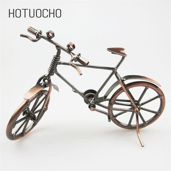 Hotuocho Creative Iron Art Bicycle Model Metal Handicraft Ornaments Home Decor Miniature Figurines Gift Craft For Kids Friends T200703