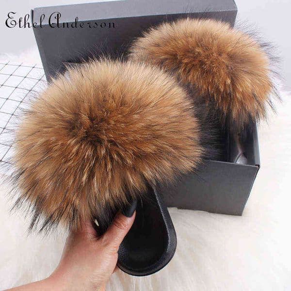 Slippers Women Real Raccon Fox Fur Slide Female Furry Sandals Lady Outdoor Fluffy Summer Luxury Flat Shoes Women Better Quality Y220301
