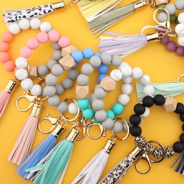 14 Colors Silicone Key Ring Bracelet Beaded Wrislet Keychain Portable House Car Keys Holder with Tassel Keyring Bangle for Women Girl KeyChains Wristlet Girls