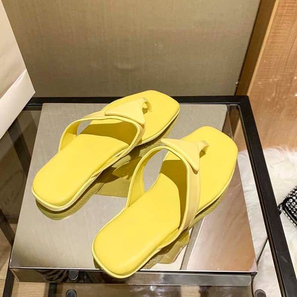 Womens Slip On Mules Casual Slippers Flats loafers Sliders Heel Shoes Summer Women Luxurys Designers Chaussures Comfortable Flip Flop Sandal