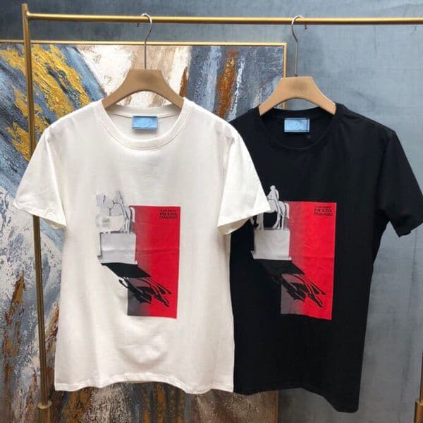 Summer Style Mens Embroidered Tshirt Short Sleeve High Quality Designer Tshirt Women Street Casual Tshirt Sculpture Printing X37