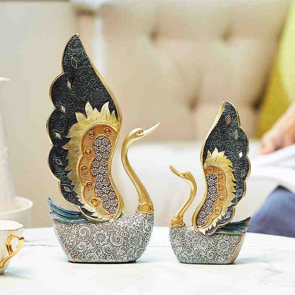 European Resin Couple Swan Ornament Home Decoration Crafts Wedding Gift Home Desk Figurines TV Cabinet Office Statue Accessories 210607