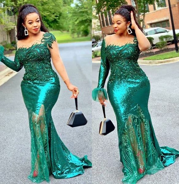 2025 Plus Size Sequin Mermaid Prom Dress with Lace Beaded Neck