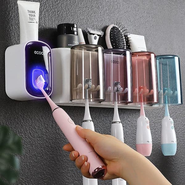 Wall-Mounted Toothbrush Storage Holder Automatic Toothpaste Squeezer Dispenser Multi-Function Bathroom Accessories Organizer Set 210322