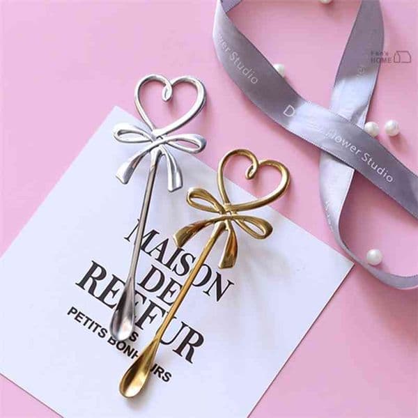 Creative Love Bow Stainless Steel Coffee Spoon Barista Tools For Banquet Gift Kitchen Decoration Stirring Scoop 210423