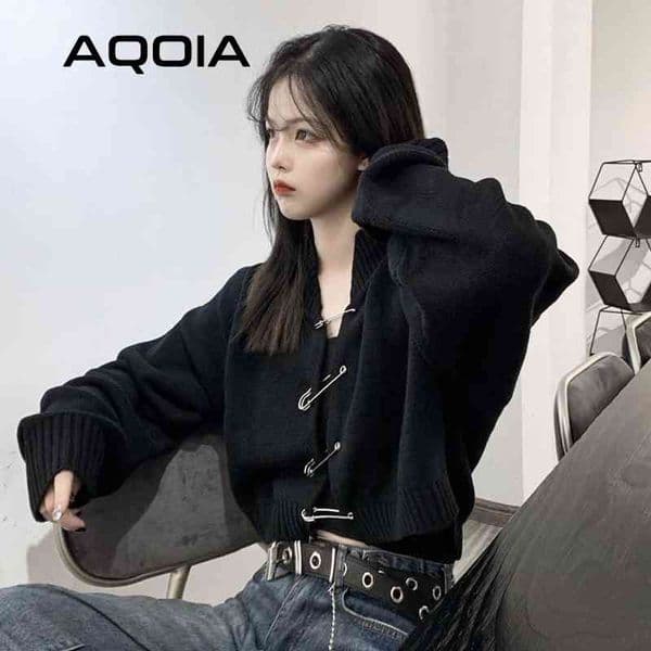 Gothic Knit Short Female Cardigans Metal Buttons Black Womens Sweater Winter Fashion Long Sleeve Woman Sweaters Clothing 210521
