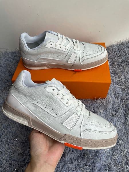 Grey Platform Designer Shoes Newest Men Shoe Luxury Sneakers Flowers Chaussures Casual Flat Sneaker Wholesale New Version Christmas Gift