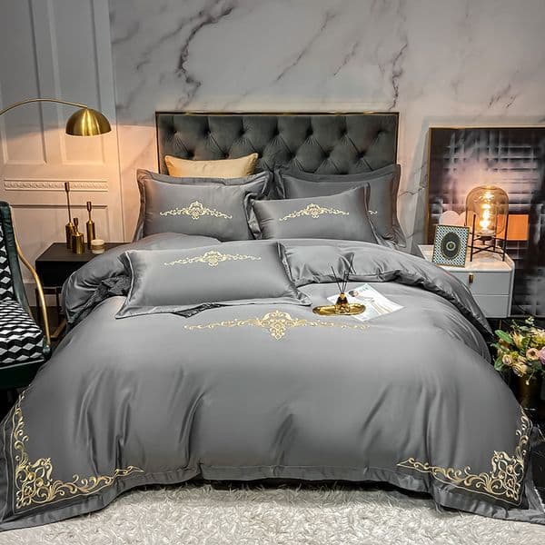 Embroidery Colorful Bedding Set White Gray Duvet Cover Red Queen King 220x240 4pcs Bedclothes Bed Sheet Pillowcase Home