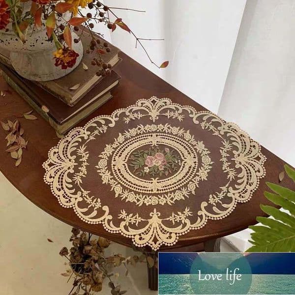 Mats & Pads Retro Embroidered Lace Table Dustproof Mat Bedside Cabinet Tablecloth Props Furniture Decoration Cover Kitchen Accessories Factory price expert design