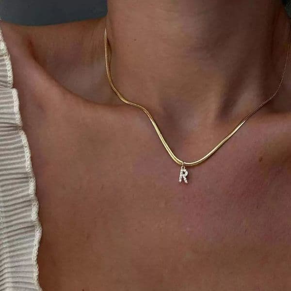 Inlaid Zircon Alphabet Initials Pendant Necklace Ladies Gold Chain Cute Charm Collier Alphabet Necklace Jewelry Friend Gift