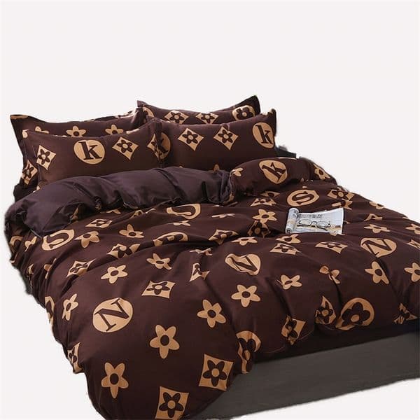 Free shipping Queen Size Bedding Set: Soft Duvet Cover with Pillowcases and Flat Sheet for Couples, 240x220cm