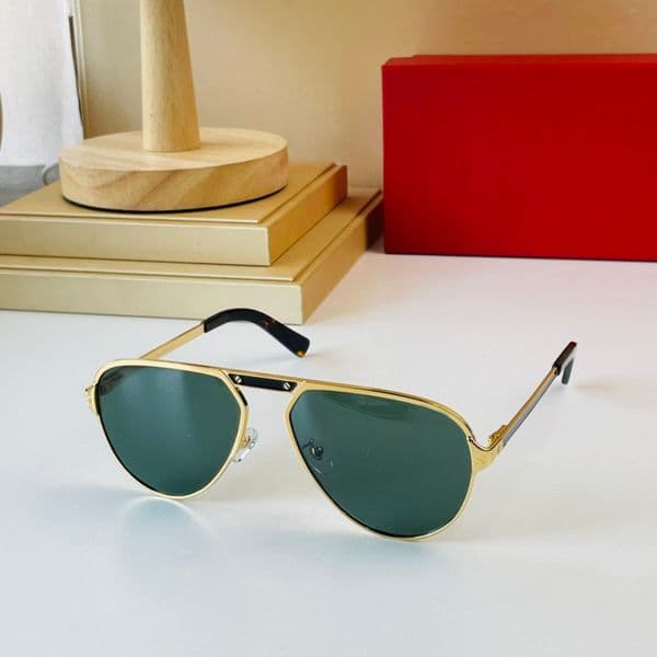 Designer Pilot Sunglasses for Men Vintage Aviation Woman Polarized Mirror Metal Frame UV400 Protection Brand Shades Anti Glare Driving Sunnies Eyeglass with Box