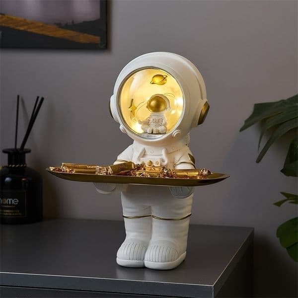Creative Astronaut Statue Storage Tray Nordic Home Decor Desk Figurine Living Room Table Key 220518