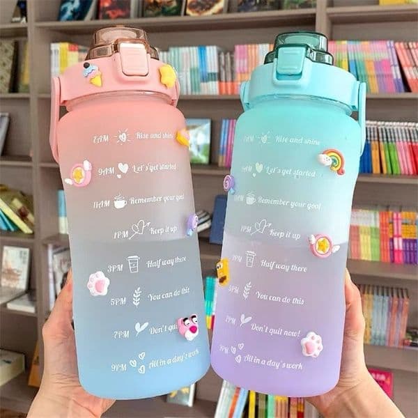 2L Large Capacity Water Bottle With Bounce Cover Time Scale Reminder Frosted Cup Cute Stickers For Outdoor Sports Fitness 220329