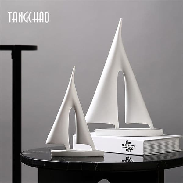 TANGCHAO Creative Sailboat Decoration Resin Home Decor Living Room Desktop Ornaments Modern Accessories 220329