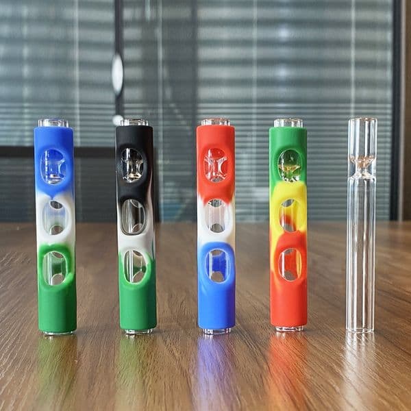 Silicone One Hitter Bat Pipes Tobacco Smoking Hand Pipe Cigarette Holder Glass Steamroller Pipe filters for dry herb oil burner hand pipes