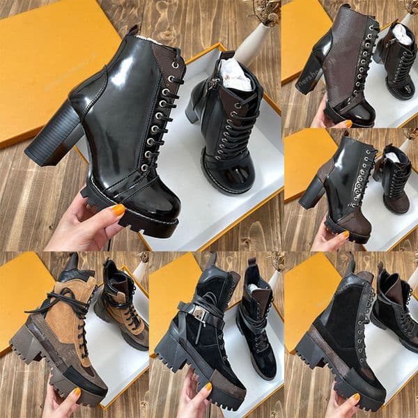 Designer Laureate Women Boots Brand Flamingos Love Arrow Medal Boot Winter Genuine Leather Coarse High Heel Shoes Luxury Desert Chunky Heeled Booties