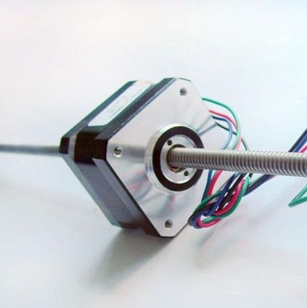 4-lead 1.8 degree NEMA 17 Frame 42mm Linear Stepper Motor with High Accuracy 130mm Length of Axle T6.35 Lead Screw Stepper