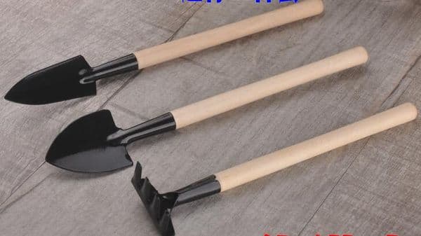 3Pcs/Set Children Mini Compact Plant Garden Hand Wood Tool Kit Spade Shovel Rake For Gardener