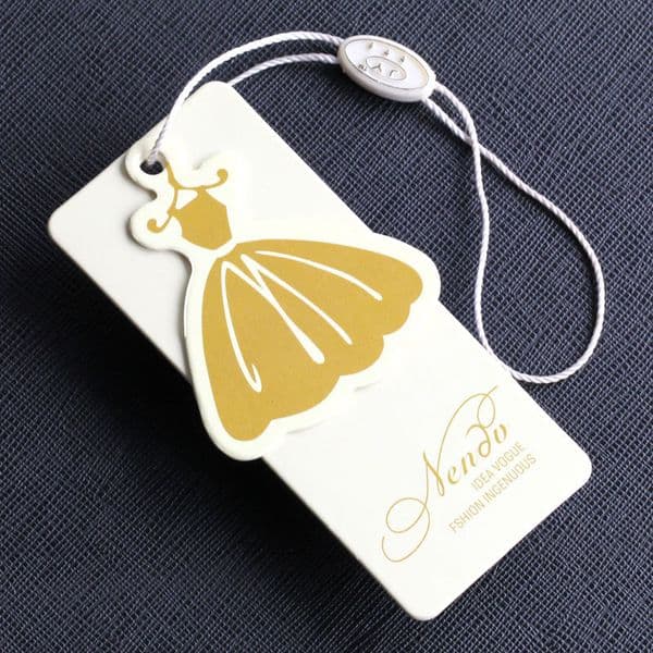 Customized fashion paper ladies dress printed hang tag clothes hangtag personized garment tags
