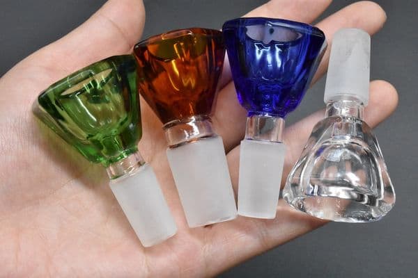 Glass Slides Bowl Pieces Bongs Bowls Funnel Accessories Ceramic Nail 18mm 14mm Male Heady Smoking Water pipes Bong Slide