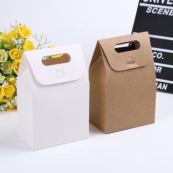 Wholesale Kraft Box Craft Bag With Handle Soap Candy Bakery Cookie Biscuits Packaging Paper Boxes B2