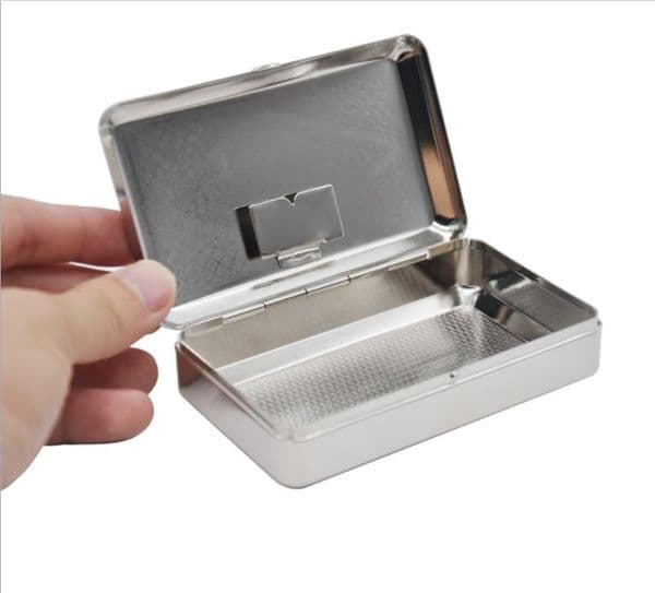 Portable metal cigarette case, metal smoking box, moisture box, tobacco box