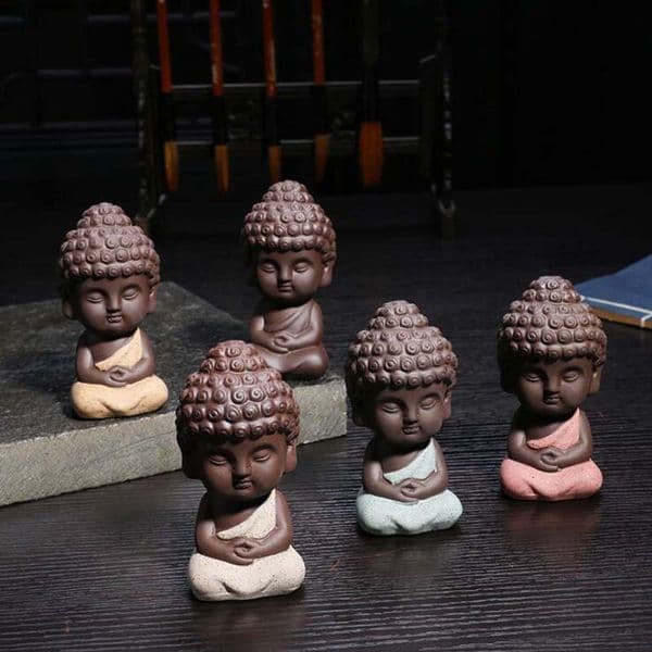 Home Decoration Set Cute Small Buddha Statue Monk Figurine Mandala Tea Pet Resin Crafts Decorative ceramic Ornaments wholesale