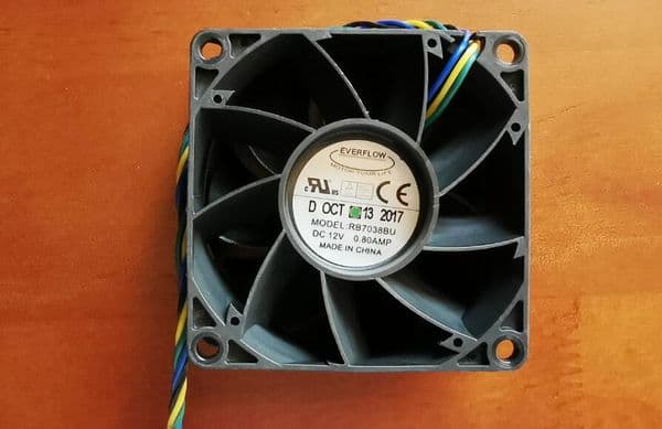 Rb7038bu 7038 70 * 70 * 38mm 12V 0.80a four wire booster fan