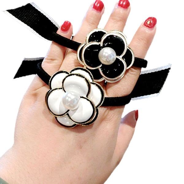 Black White Enamel Flower Camellia Rubber Band Hair Ties Elastic Hair Rope Imitation Pearl Ponytail Holder for Women Hair Accessories