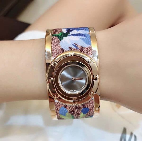 Classic famous elegant ladies watch imported quartz watch 30MM sapphire glass 316 stainless steel gold personality strap GC ladies watch