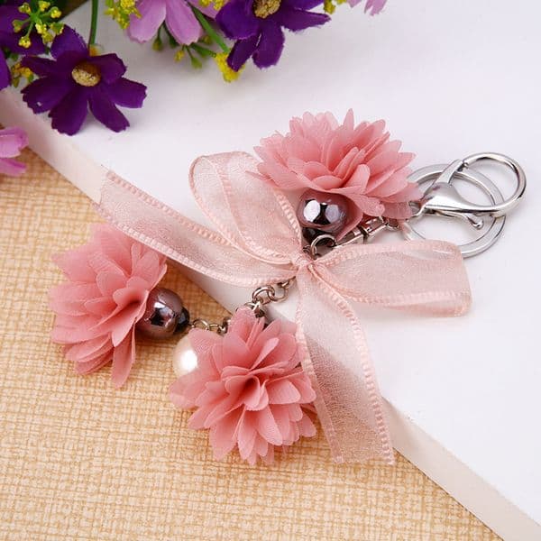 Tassel Key Chains Charms Cloth Flower Ball Keychains Imitation Pearl Bow Keyring Holder for Women Girls Lady Fashion Bag Cars Key Rings Gift