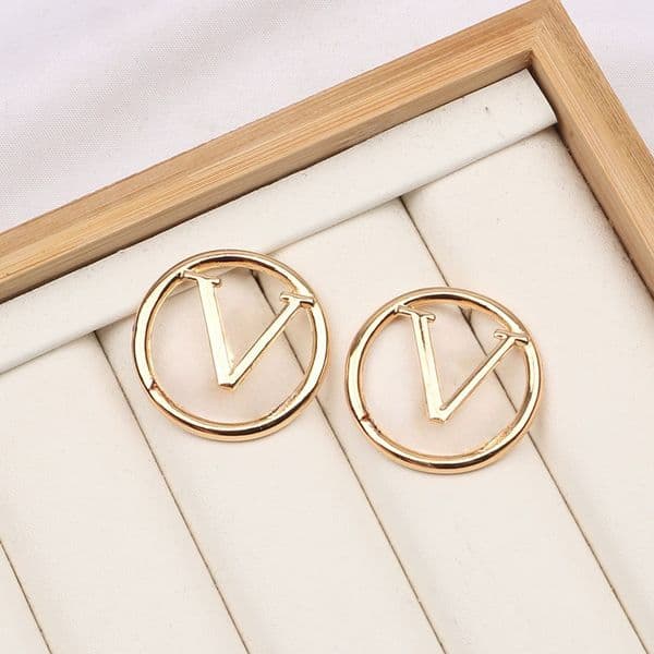 Designer Earings Letters Stud Earring Luxury Hoop Earrings Fashion Women Jewelry Accessories Loves Gift 20 Style