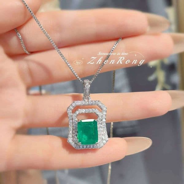 Exquisite Green Cubic Zirconia Pendant Necklaces For Women Box Chain Luxury Trendy Female Accessories Versatile Jewelry