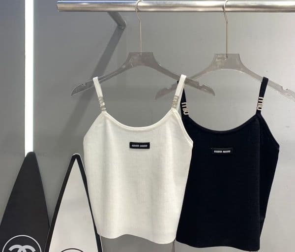 Summer Womens Tank Tops Luxury Designer Tanks Women Sleeveless Camis Shirt Short Tee Embroidery Woman Teeshirts Tshirts Lady Backless Clothing Tops#98