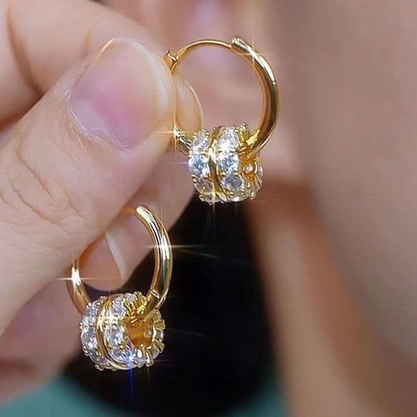 Brand Full Diamond Rotatable Hoop Earrings 2025 New Trend Exquisite Light Earrings Elegant Versatile Wo Ear