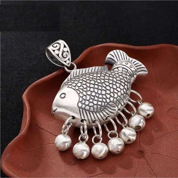 Auspicious National Style Glossy Art design Tassels Fish Shape Necklace for Women Drop Pendant Keel Chain Banquet Jewelry