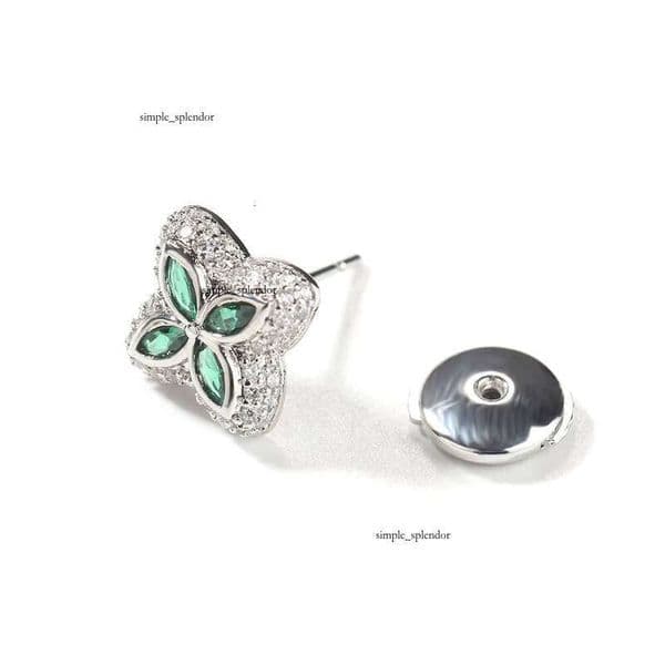 VVS Moissanite Wholesale Price New Design Flower-shaped White Gold 18K Plated Dull Ice Brass Female Four-leaf Clover cz Stud Earrings