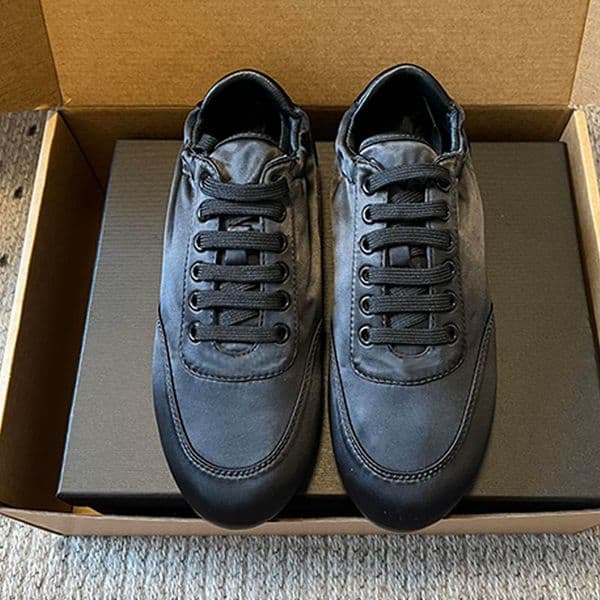 Luxury Womens Round Head Sneakers Retro Woman Training Shoes Nylon Silk TPU Anti slip outsole Designer Miss Walking Shoes Millennium Spicy Girl Style with box