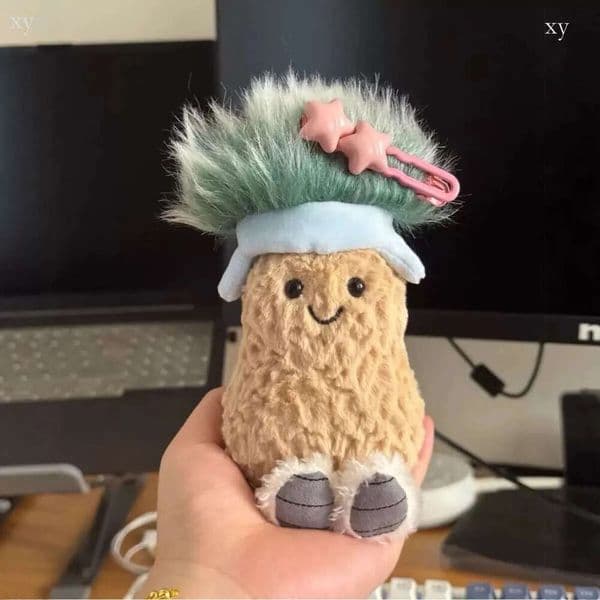 grass with peanunts Beauty High qulity box Labubu Cute llabu Fun Green Hair Skiing Party Peanut Plush Toy Doll Gift 2026 Christmas New Product S1112