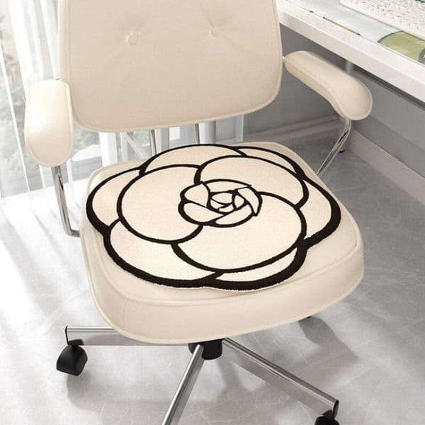 Luxury High-End Seat Butt Winter Office Long Sitting Swivel Chair Flower Tatami Soft Cushion