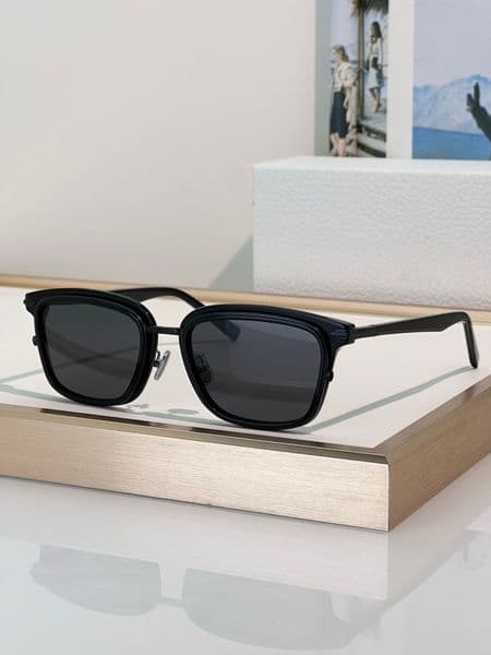 Designer Men Sunglasses For Women Designers Latest Selling Fashion Sun Glasses Mens Sunglass Gafas De Sol Glass UV400 Lens With Box S18F