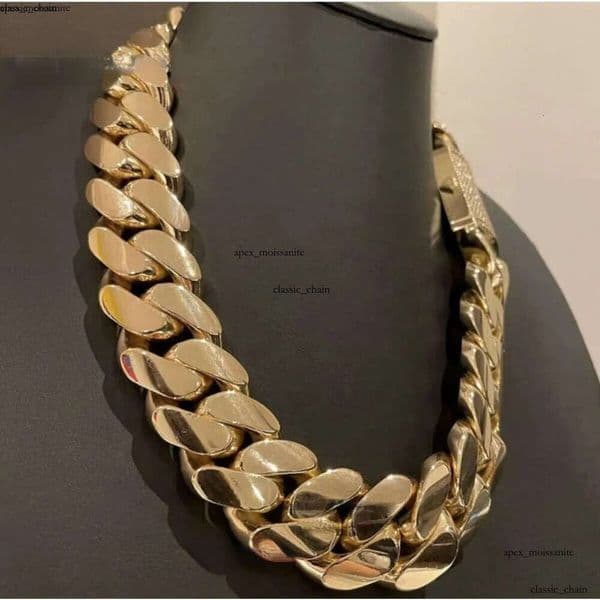 Fine jewelry Pendant Necklaces Choker Custom k Gold 20mm IGI Miami Cuban Chain Necklace