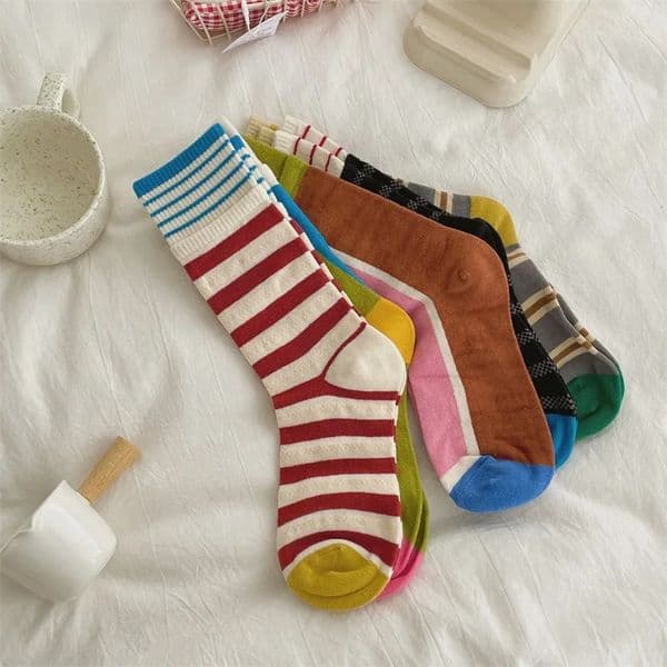 2 pairs of womens socks mixed color cotton casual striped sweatabsorbing soft novel Japanese style women 260107BANJIA